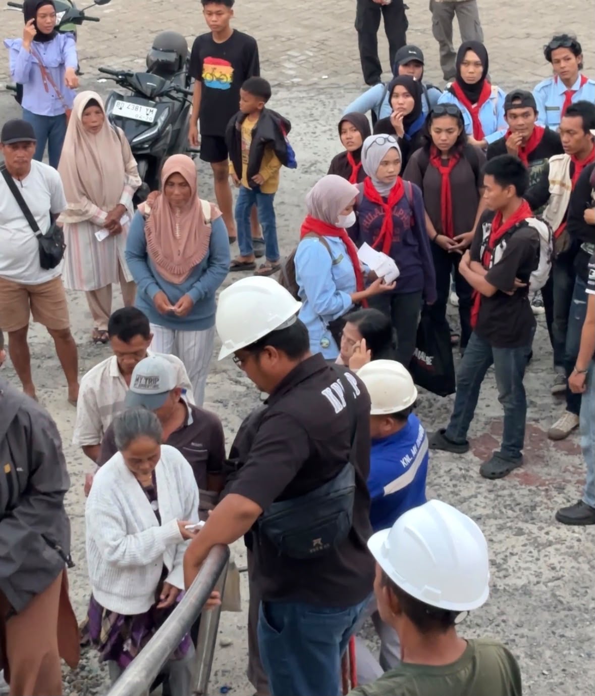 Enggano Terhubung, Dua Kapal Berangkat dari Pulau Baai Bawa Ratusan Penumpang dan Kendaraan